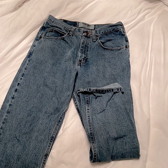 Wrangler / Wrangler - Authentic Jeans | “High-rise mom” jeans - Picture 2 of 5